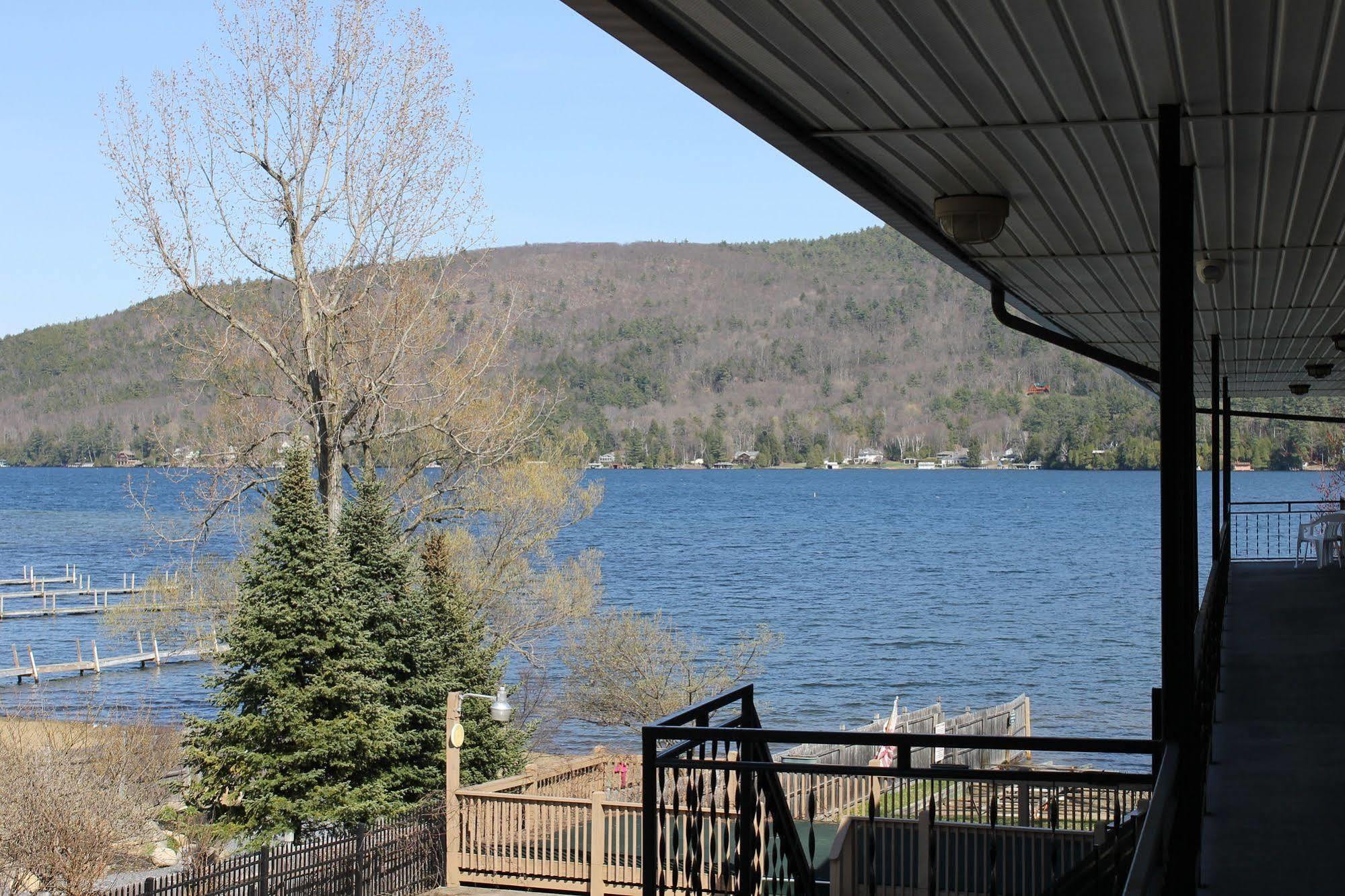 The Sundowner On Lac George Extérieur photo